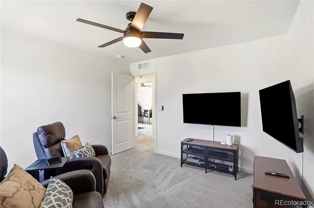 855 S Elk Way Aurora, CO 80018