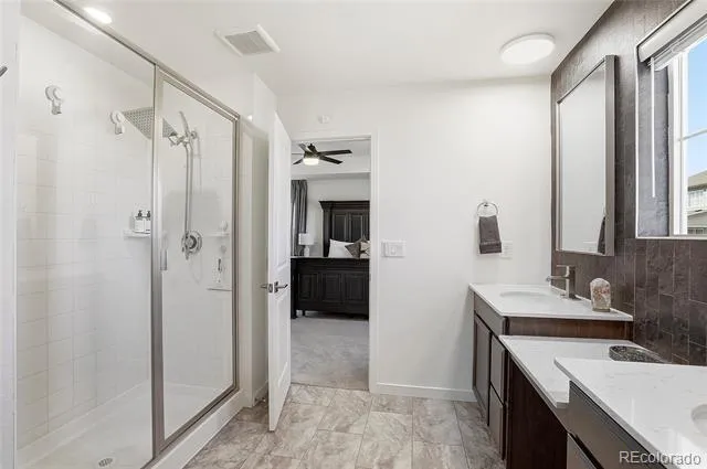 855 S Elk Way Aurora, CO 80018