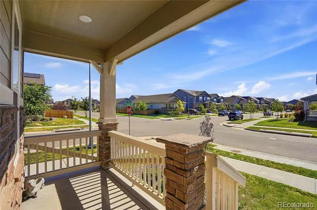 855 S Elk Way Aurora, CO 80018