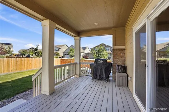 855 S Elk Way Aurora, CO 80018