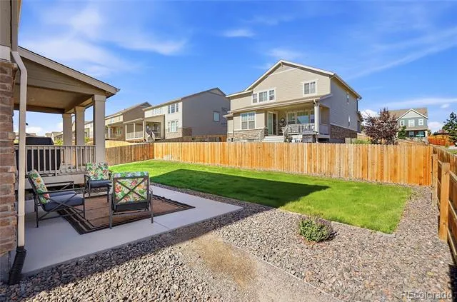 855 S Elk Way Aurora, CO 80018