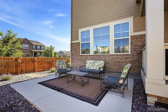 855 S Elk Way Aurora, CO 80018