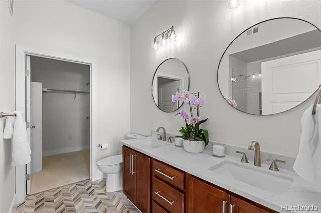 10111 Inverness Main Street #316 Englewood, CO 80112