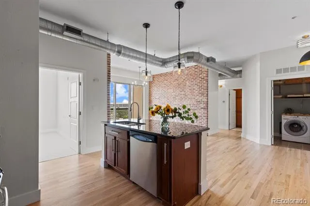 10111 Inverness Main Street #316 Englewood, CO 80112