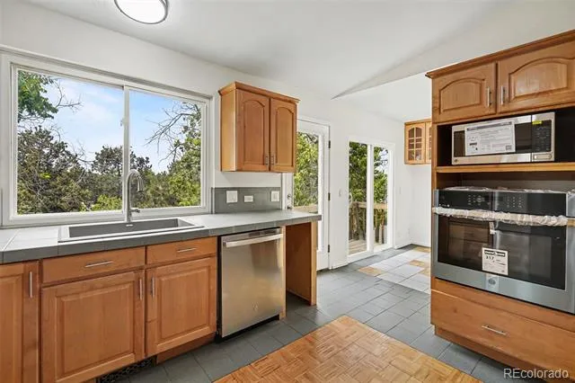 4227 S Uravan Street Aurora, CO 80013
