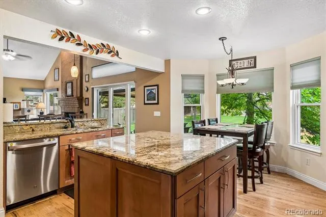 9675 Red Oakes Place Littleton, CO 80126