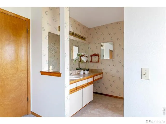 1901 Red Cloud Road Longmont, CO 80504