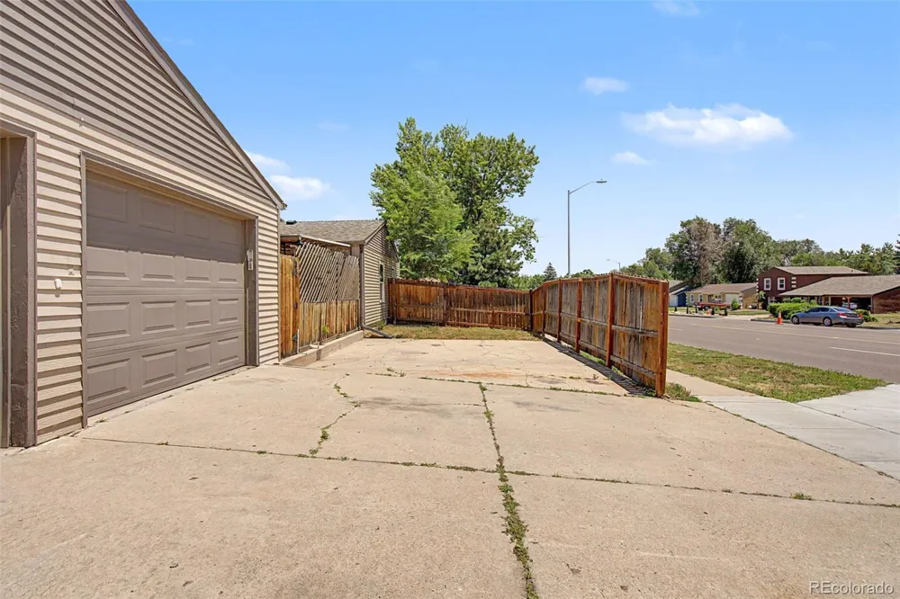 2 Arlen Street Colorado Springs, CO 80909