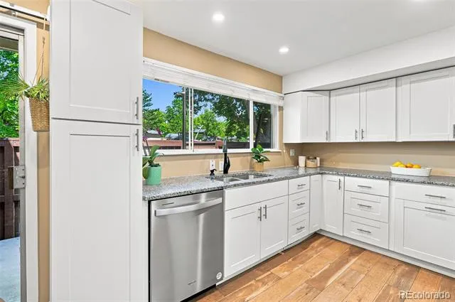 4268 E Maplewood Way Littleton, CO 80121
