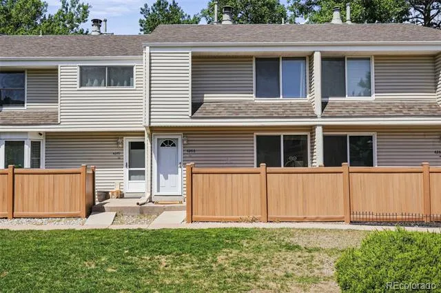 4268 E Maplewood Way Littleton, CO 80121