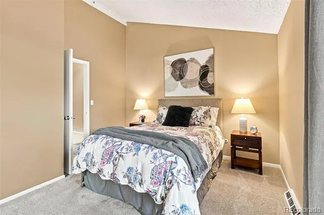 4268 E Maplewood Way Littleton, CO 80121