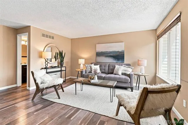 4268 E Maplewood Way Littleton, CO 80121