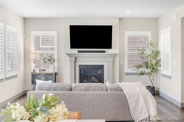 9352 Yucca Way Arvada, CO 80007