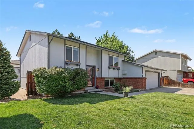 8585 Field Court Arvada, CO 80005