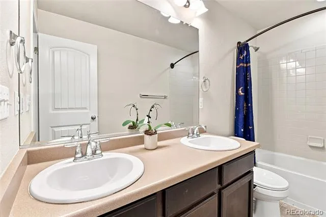 25481 E Ottawa Drive Aurora, CO 80016