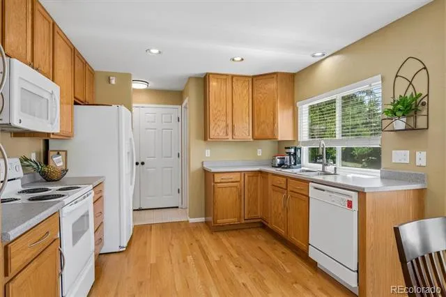 2805 S Walden Way Aurora, CO 80013