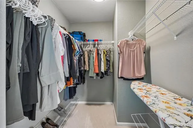 2805 S Walden Way Aurora, CO 80013