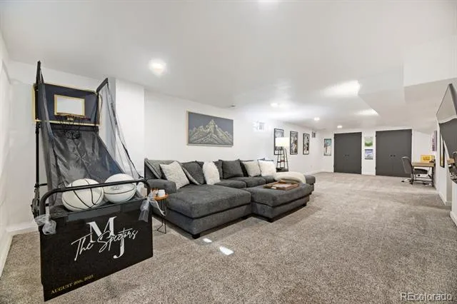 3325 W Arlington Avenue Littleton, CO 80123