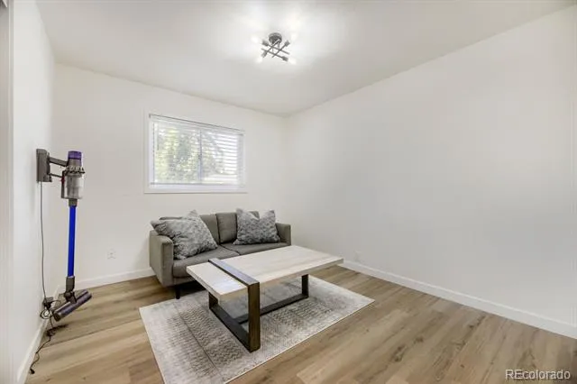 3325 W Arlington Avenue Littleton, CO 80123
