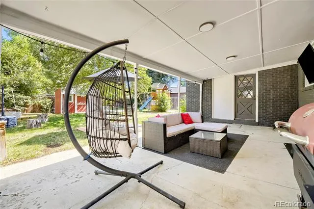 3325 W Arlington Avenue Littleton, CO 80123