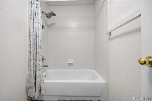 3741 Barnard Lane Johnstown, CO 80534