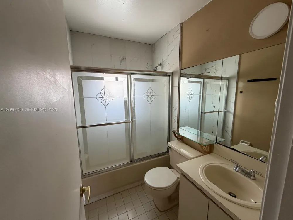 7797 W 29th Ln #201-32 Hialeah, FL 33018