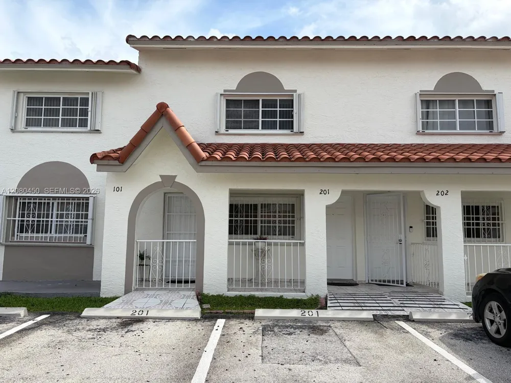 7797 W 29th Ln #201-32 Hialeah, FL 33018