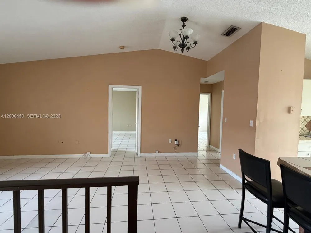 7797 W 29th Ln #201-32 Hialeah, FL 33018
