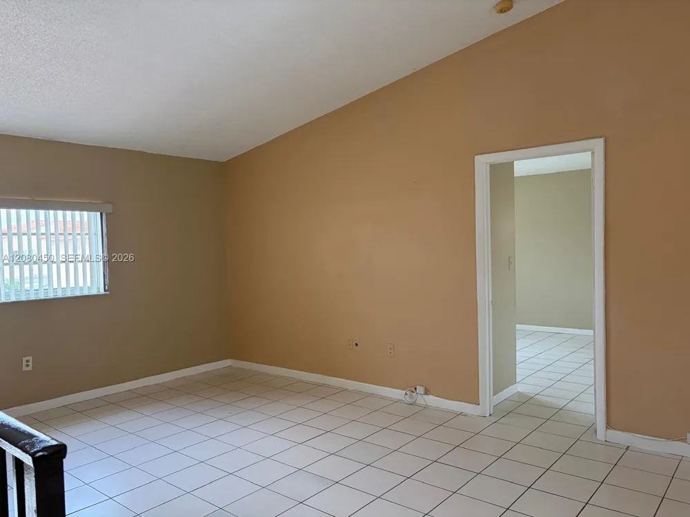 7797 W 29th Ln #201-32 Hialeah, FL 33018