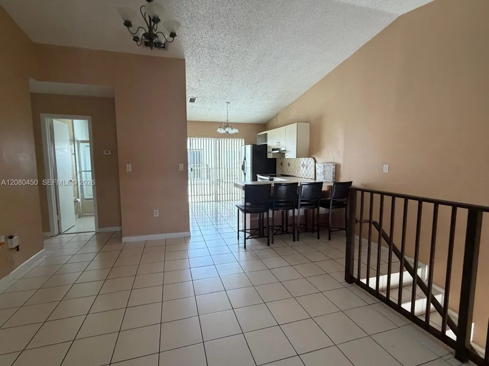 7797 W 29th Ln #201-32 Hialeah, FL 33018