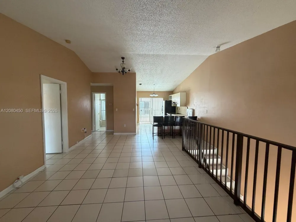 7797 W 29th Ln #201-32 Hialeah, FL 33018