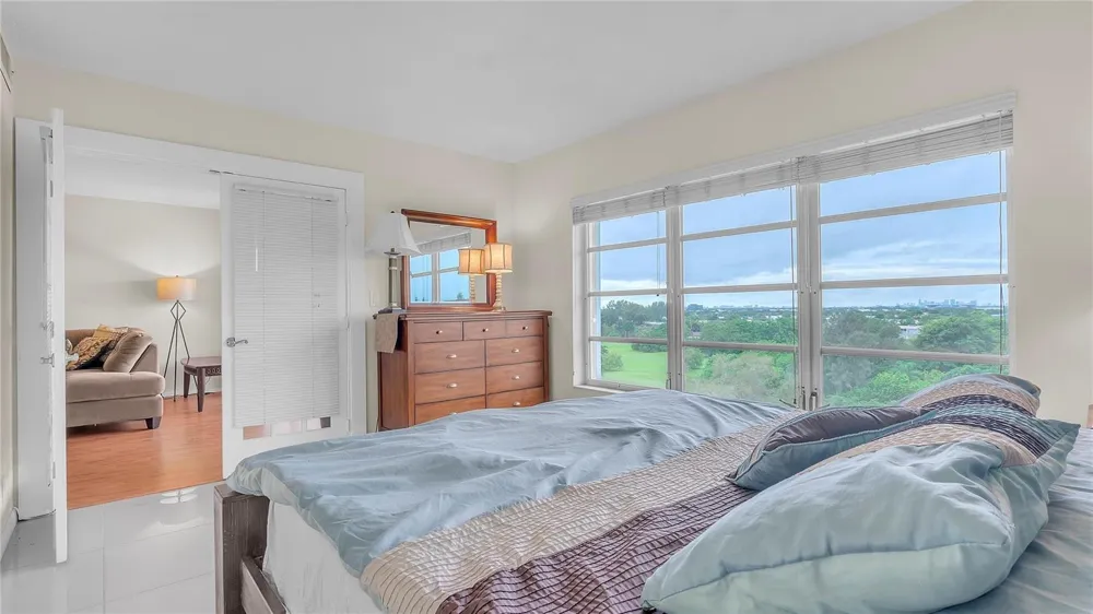 3150 Palm Aire Drive #909 Pompano Beach, FL 33069