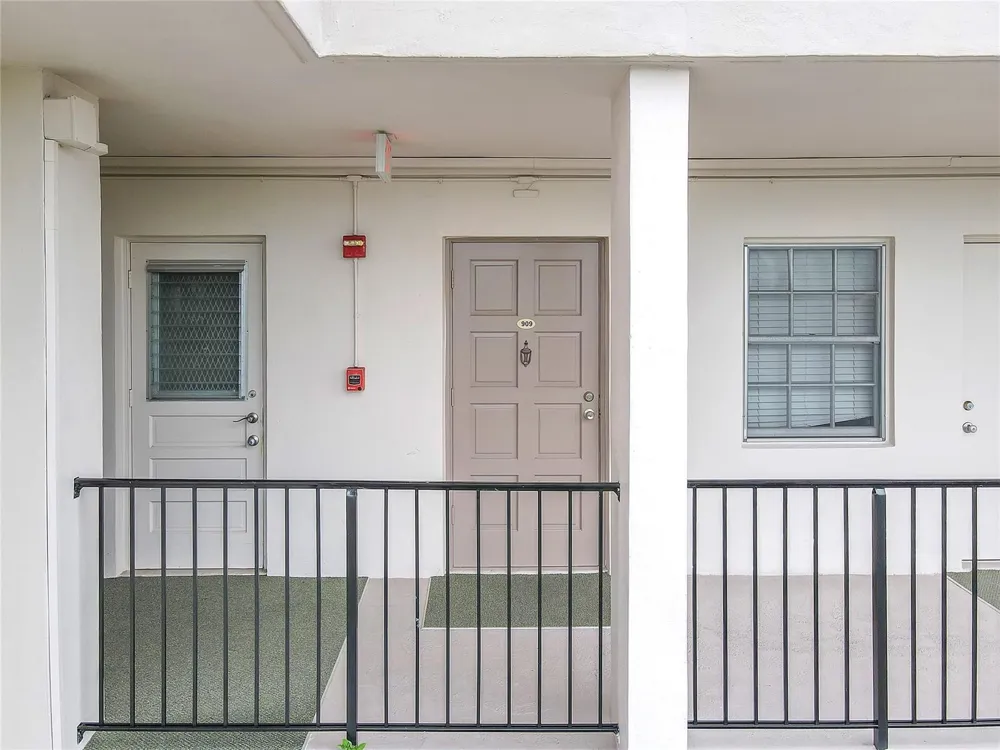 3150 Palm Aire Drive #909 Pompano Beach, FL 33069