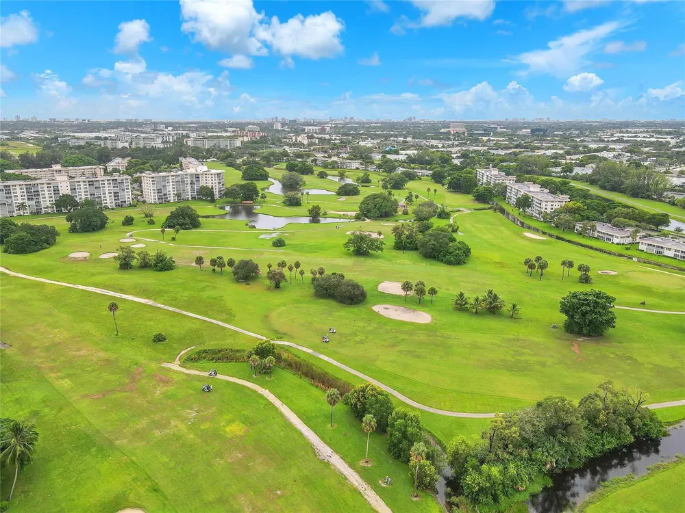 3150 Palm Aire Drive #909 Pompano Beach, FL 33069