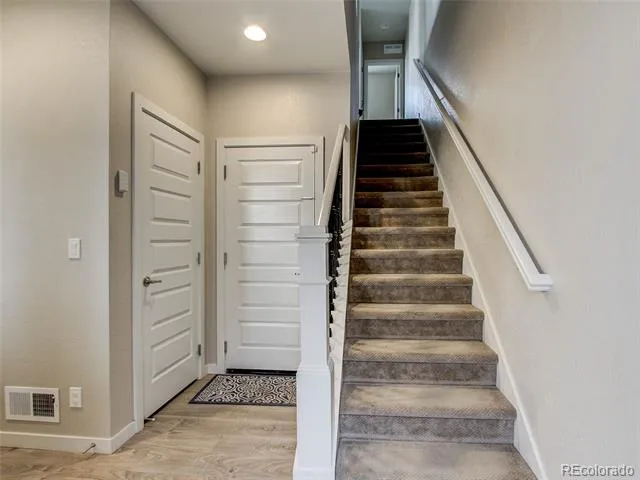 8863 E 55th Avenue Denver, CO 80238