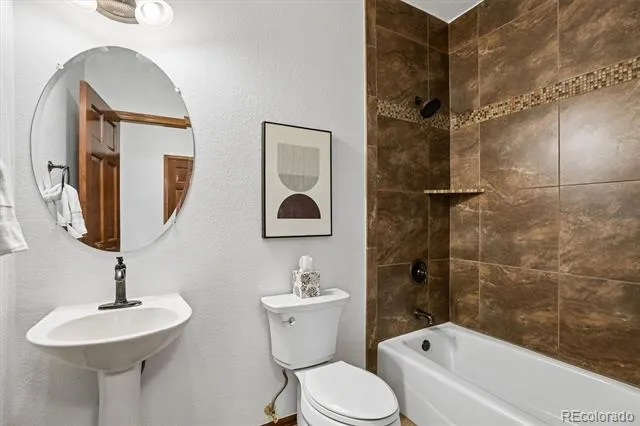 22780 E Heritage Parkway Aurora, CO 80016