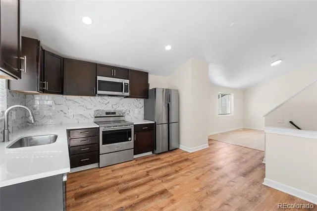 4832 S Genoa Street Centennial, CO 80015