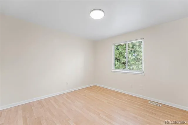 4832 S Genoa Street Centennial, CO 80015