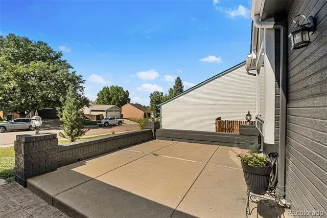 4832 S Genoa Street Centennial, CO 80015