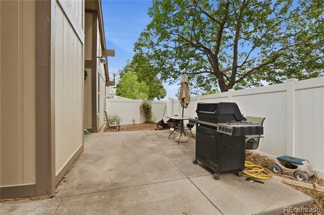 12054 E Maple Avenue Aurora, CO 80012