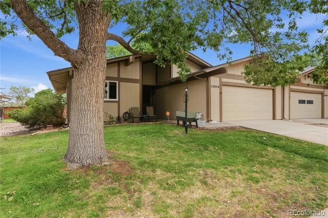 12054 E Maple Avenue Aurora, CO 80012