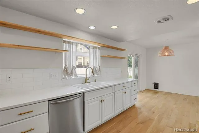 16275 Beauty Bush Place Parker, CO 80134