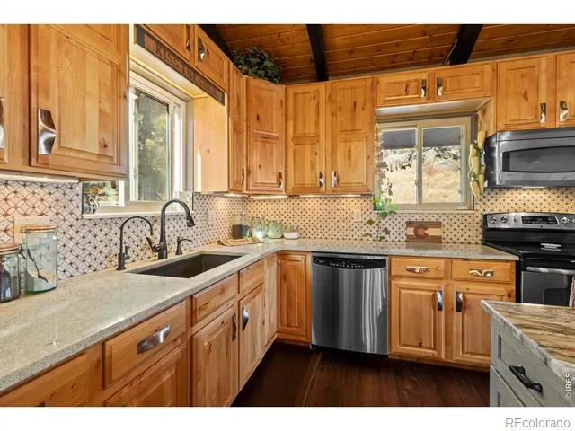 27033 Thea Gulch Road Golden, CO 80403