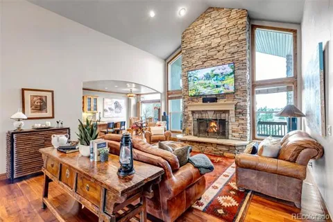 3855 Mountain View Meadows Circle