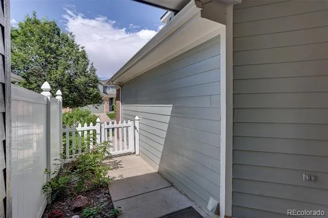 20426 E Orchard Place Centennial, CO 80016