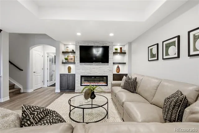 27822 E Long Place Aurora, CO 80016