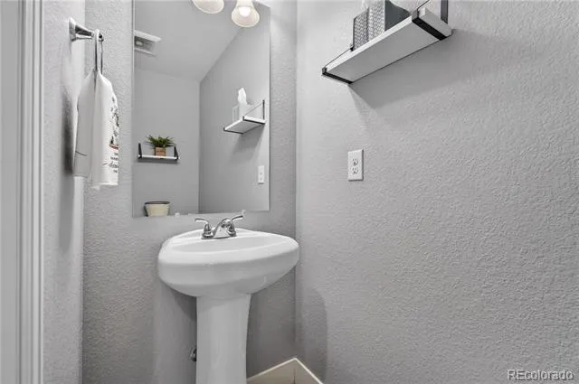 10718 Wheeling Drive Commerce City, CO 80022