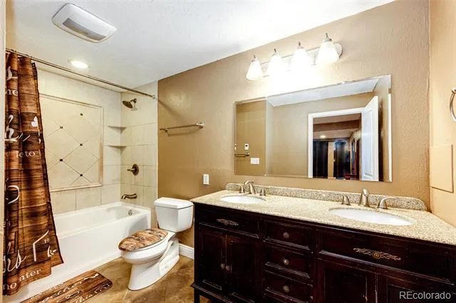 74100 E County Road 22 Byers, CO 80103