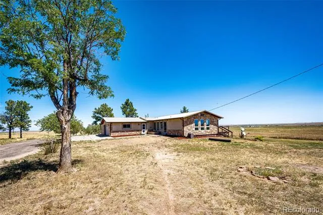 74100 E County Road 22 Byers, CO 80103