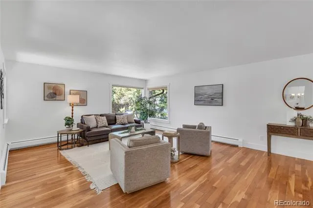 11 Meadowlark Lane Littleton, CO 80123